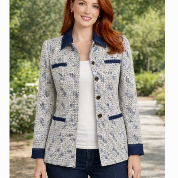 Escada Jackets & Blazers - Escada Designer tweed blazer with denim accents  size 34